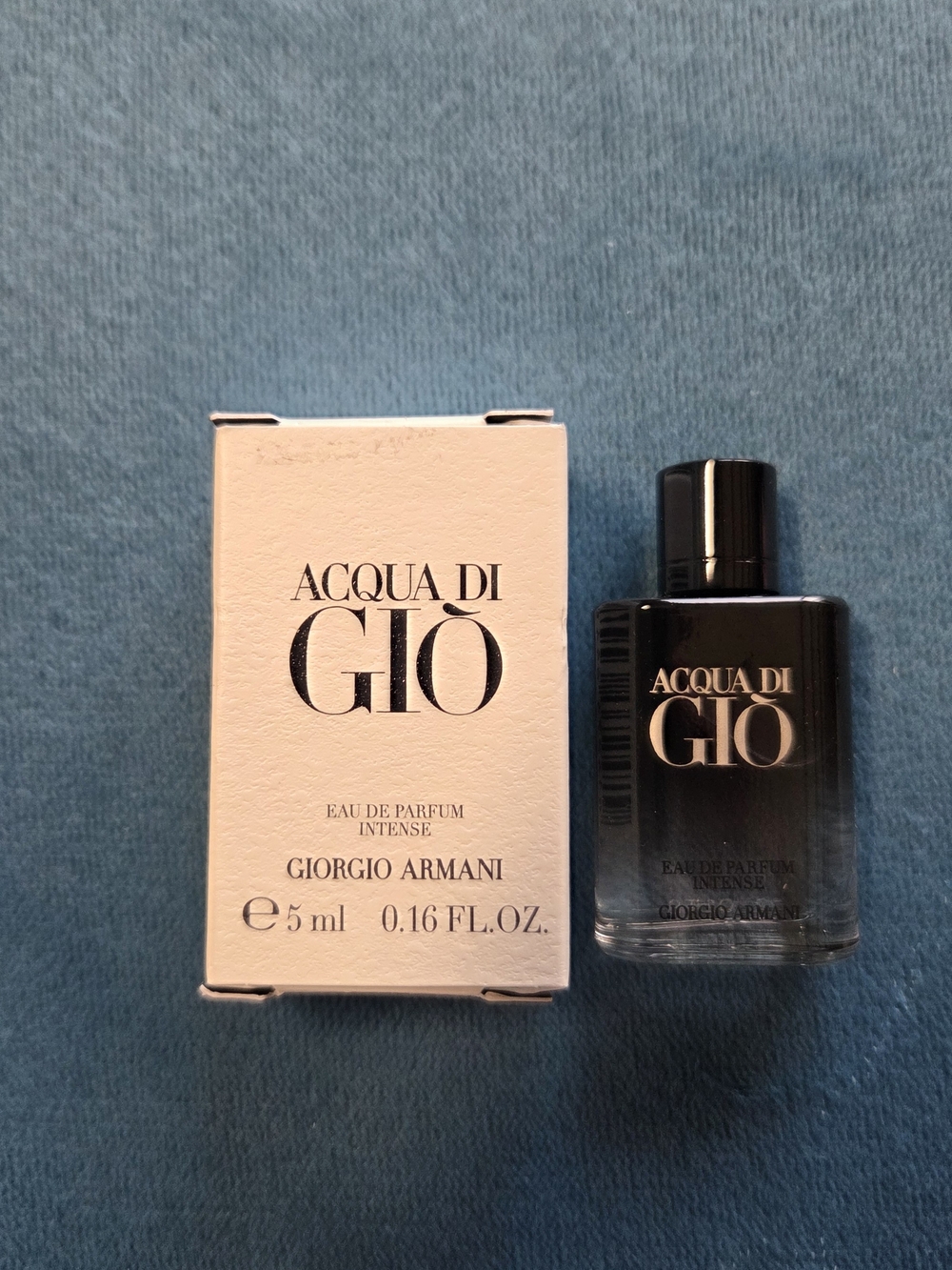 Giorgio Armani Acqua di Giò Intense Mini Bottle